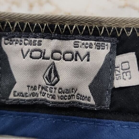 Volcom Mens 30 Shorts Flat Front Khaki Chino 10" Inseam, 30 - Picture 5 of 7